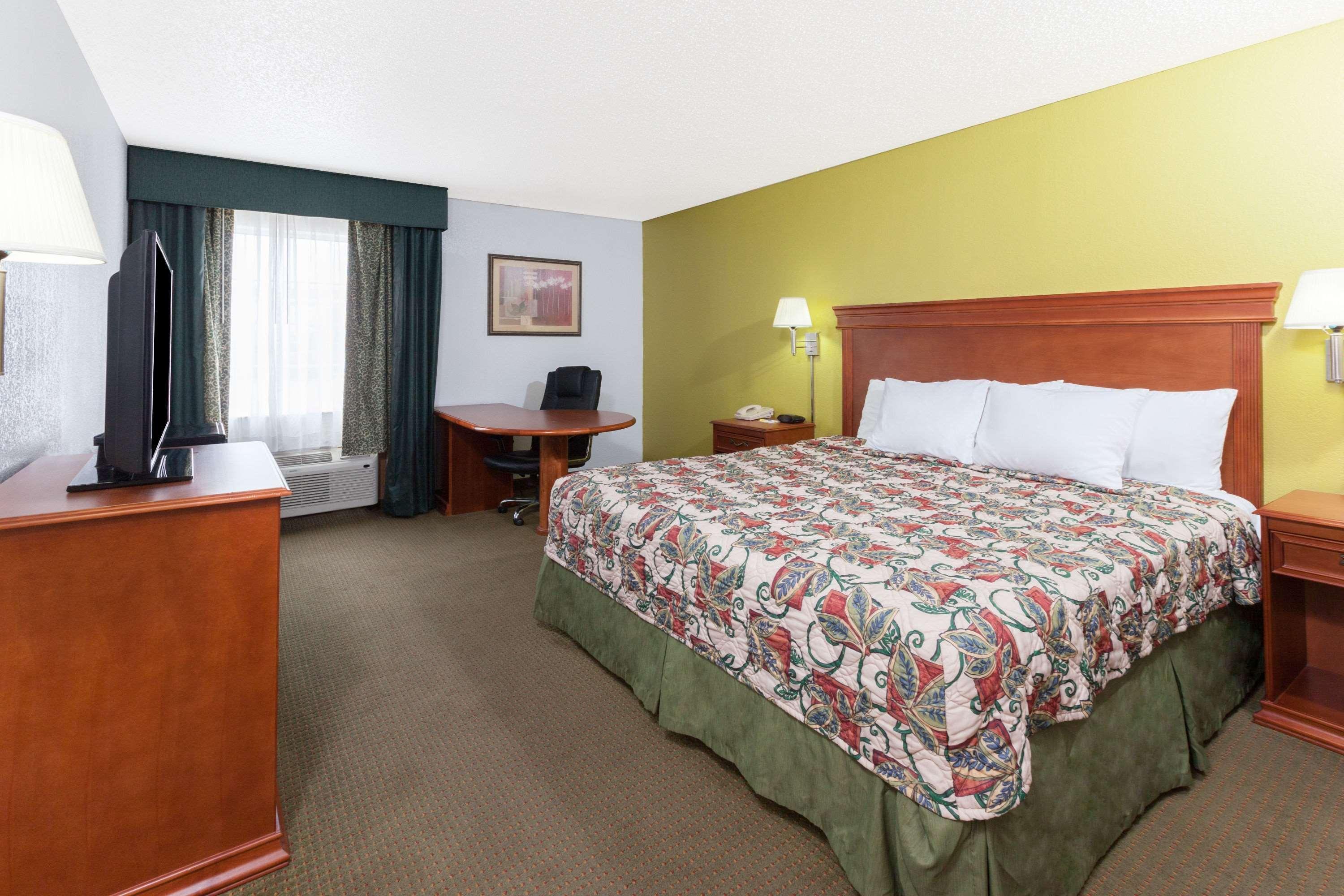 Days Inn By Wyndham Shawnee Ngoại thất bức ảnh