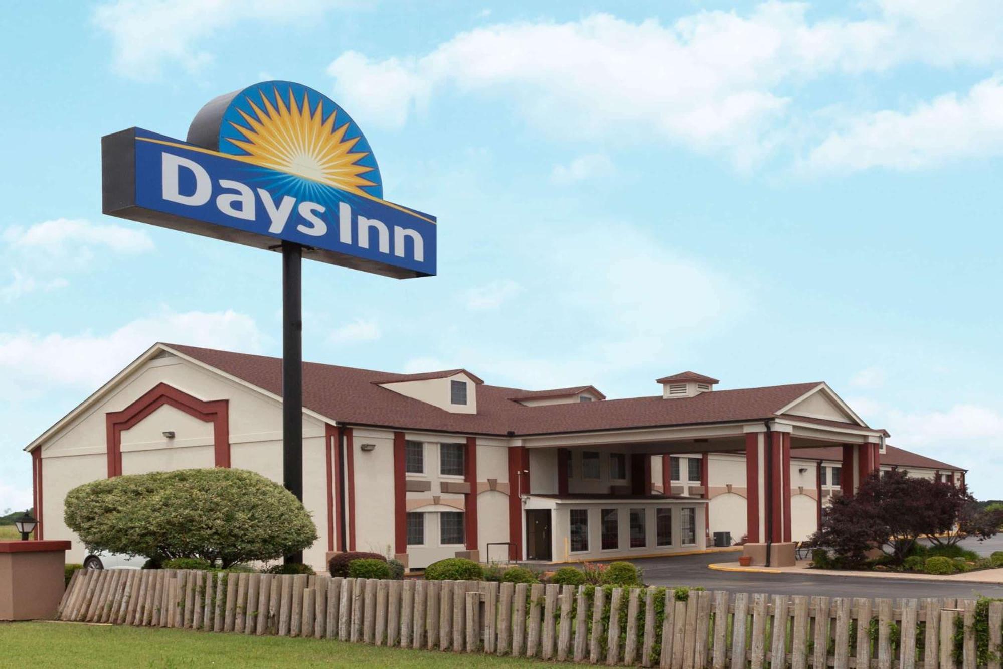 Days Inn By Wyndham Shawnee Ngoại thất bức ảnh